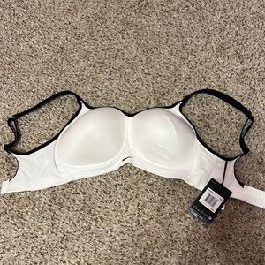 Never worn & still has a tag!!!